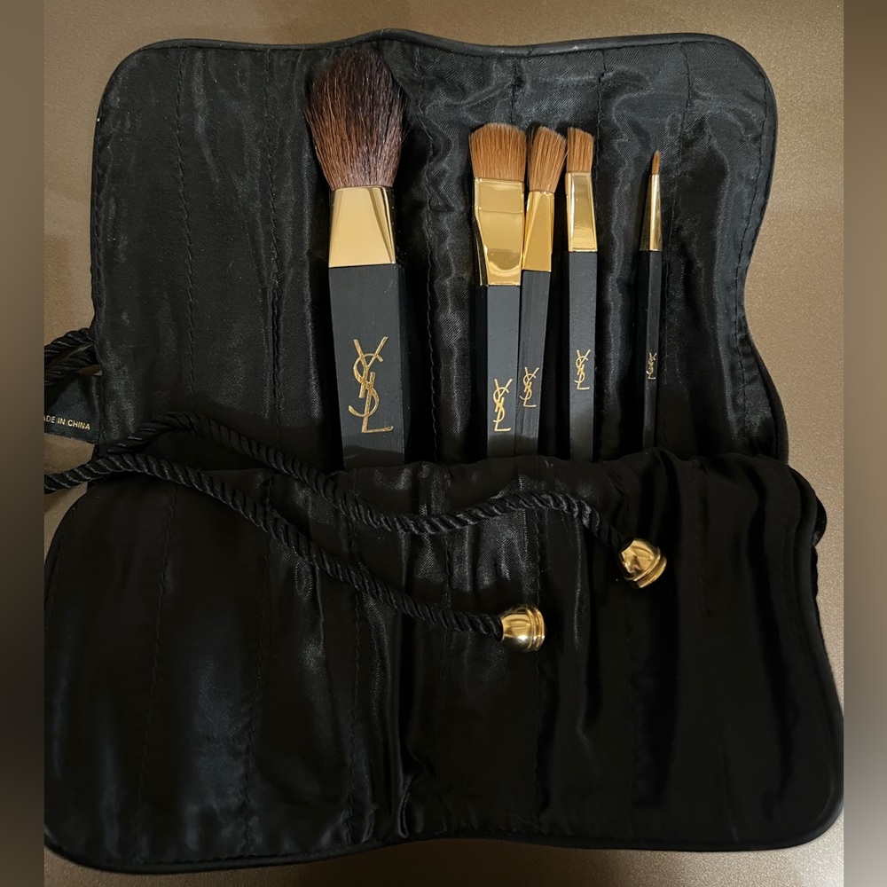 Yves Saint Laurent (YSL) brush set